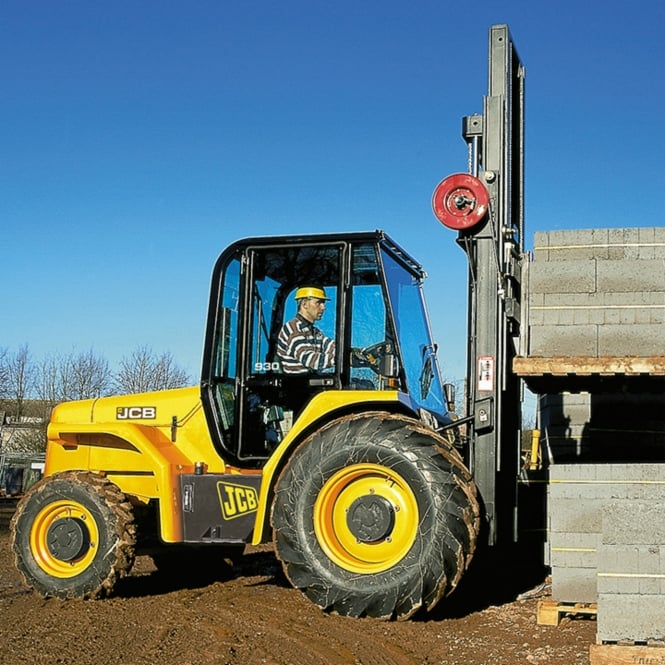 930 Rough Terrain Forklift 